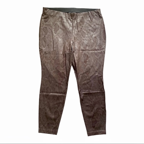 🌸New🌸 Brown Printed Skinny Pants INC Size 16P - Picture 6 of 6